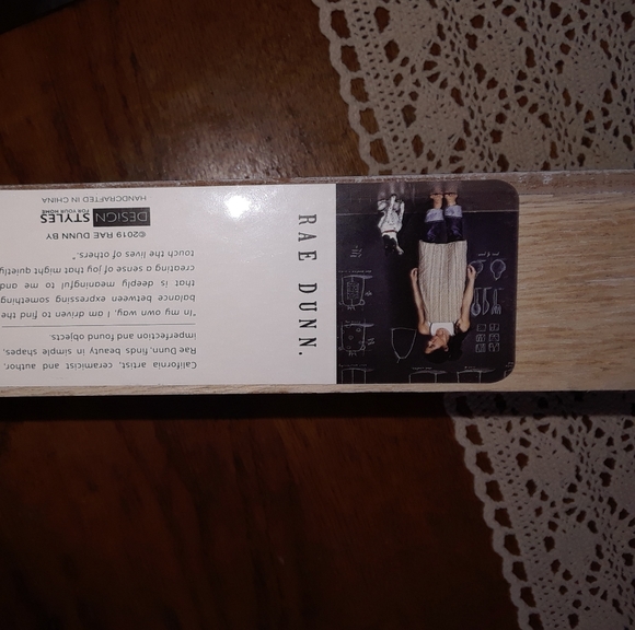 SOLD!!! Rae Dunn Boss Lady Sign - Picture 2 of 3